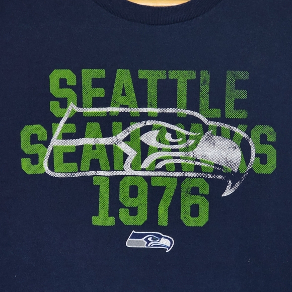 Seattle Seahawks Logo T shirt - Men's Large NFL Team Apparel - Picture 4 of 4